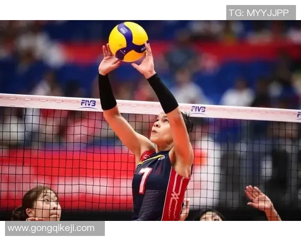 周敏亲授排球技巧与心得体会助你提升竞技水平 周敏亲授排球技巧与心得体会助你提升竞技水平